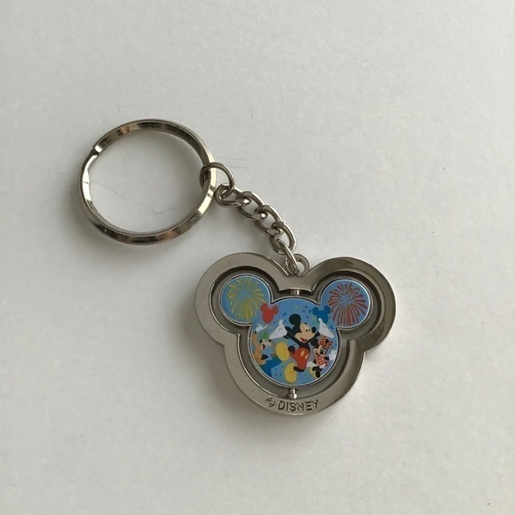 Vintage Walt Disney World Mickey Mouse Ears Swivel Keychain Keyring Castle - Picture 5 of 11